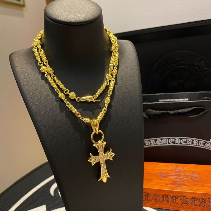 Ch*0me He**ts necklaces